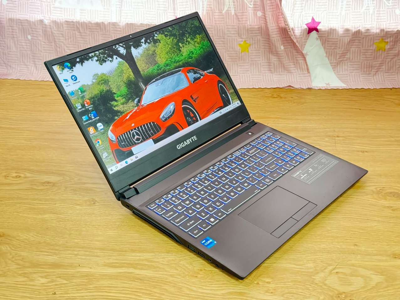 Laptop-gigabyte-g5-core-i5-11400h-ram-16gb-ssd-512gb-15