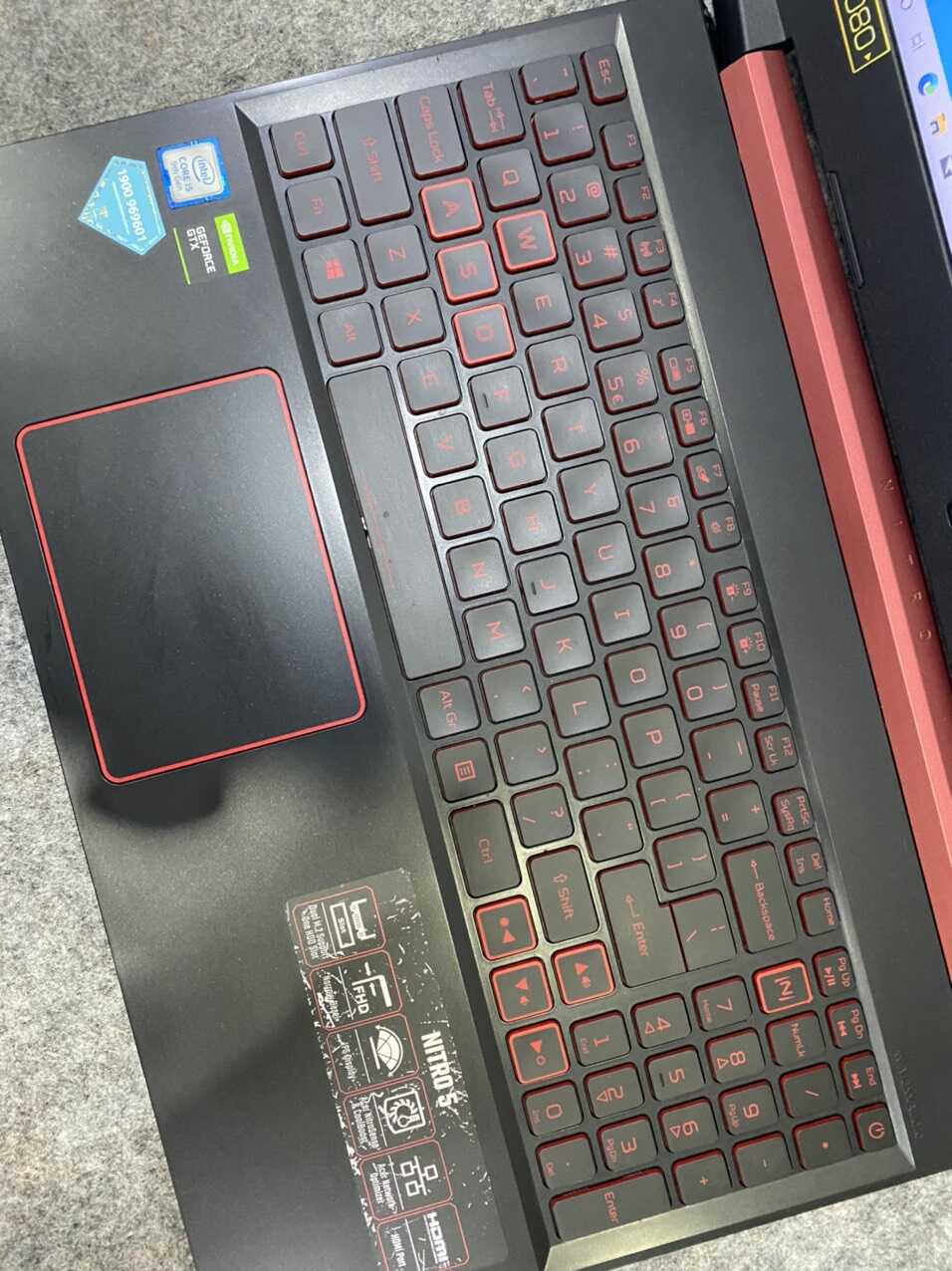 Laptop-acer-nitro-5-an515-54-gaming-gia-re-cho-game-thu-hcm-3