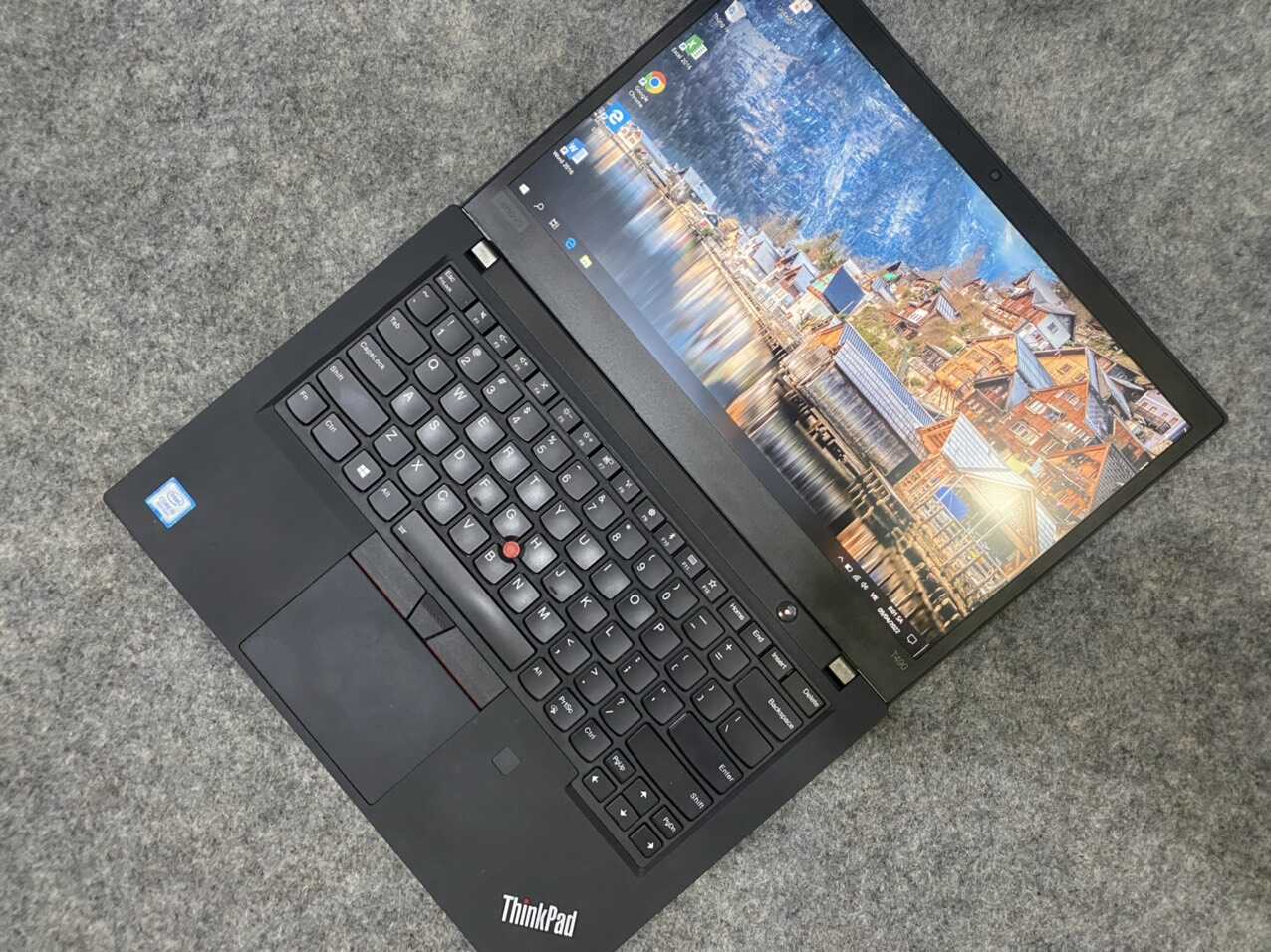 Laptop-thinkpad-t490-ram-16gb-laptop-cho-doanh-nhan-hcm-7