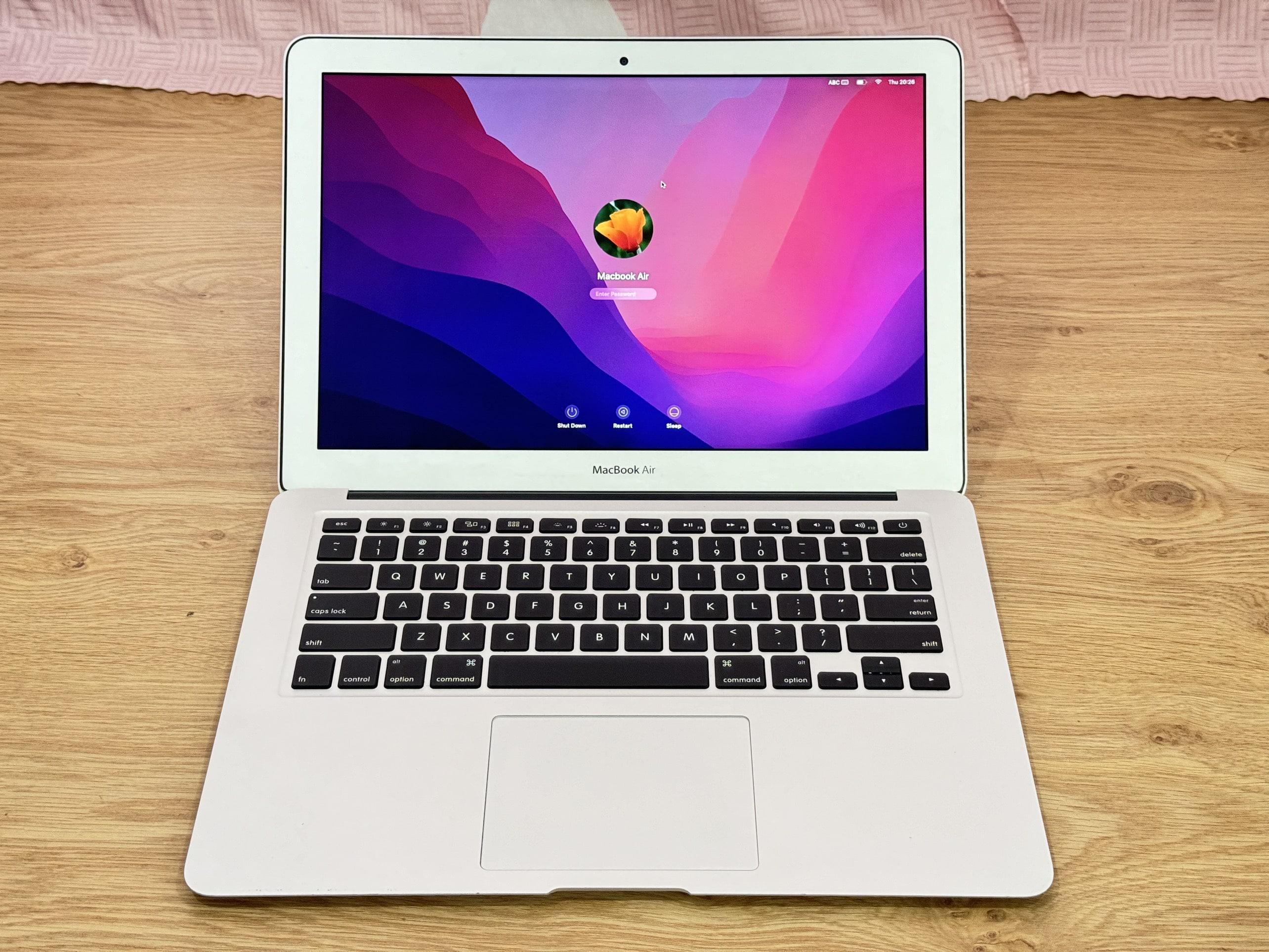 Macbook-air-2015-core-i5-ram-8gb-ssd-128gb-13