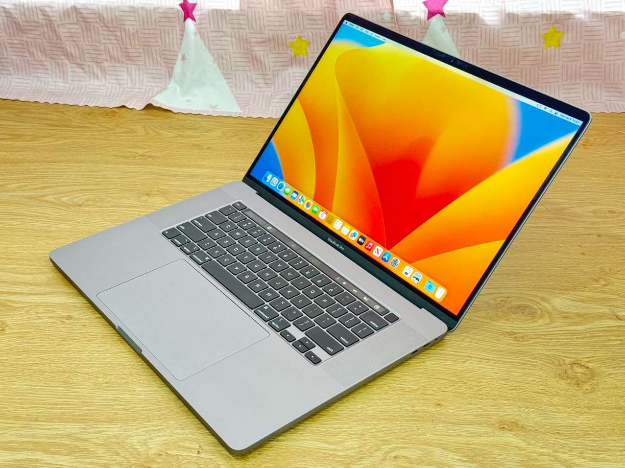 Macbook-pro-16-inch-2019-core-i9-ram-16gb-ssd-1tb-like-new-8