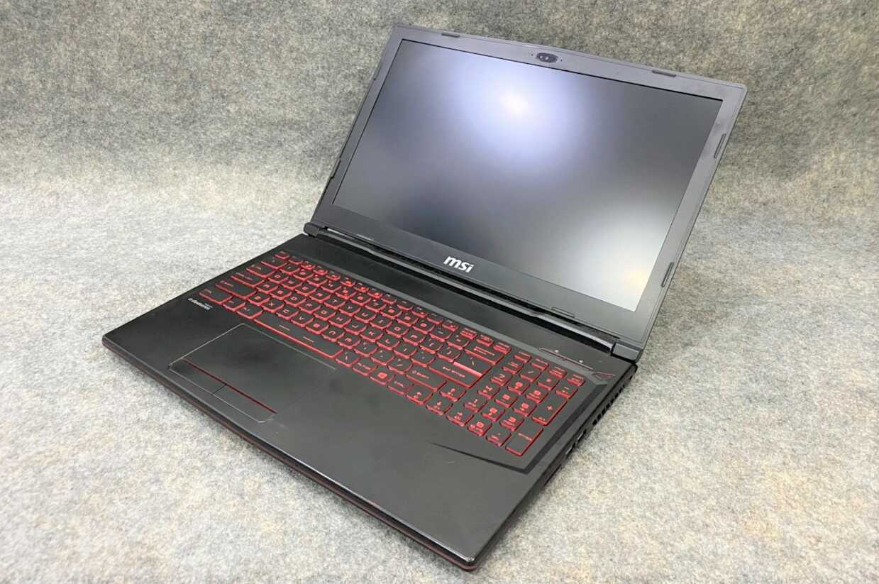 Laptop-gaming-msi-gl63-i7-8750h-ram-8gb-ssd-256gb-gtx-1050-15