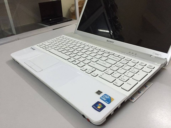 laptop-sony-vpceb-i5-4gb-500-1